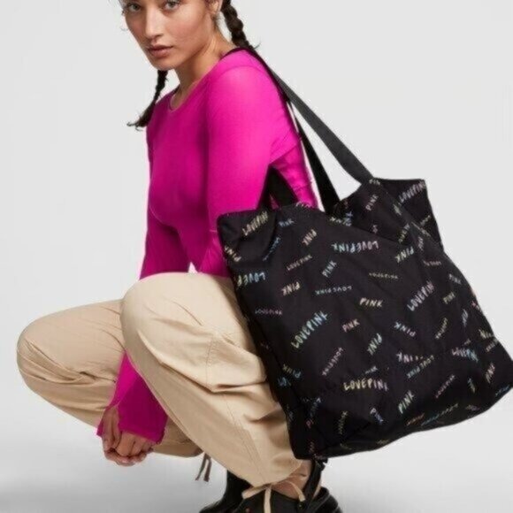 PINK Victoria's Secret Handbags - NWT PINK Victoria's Secret Weekender Tote Bag